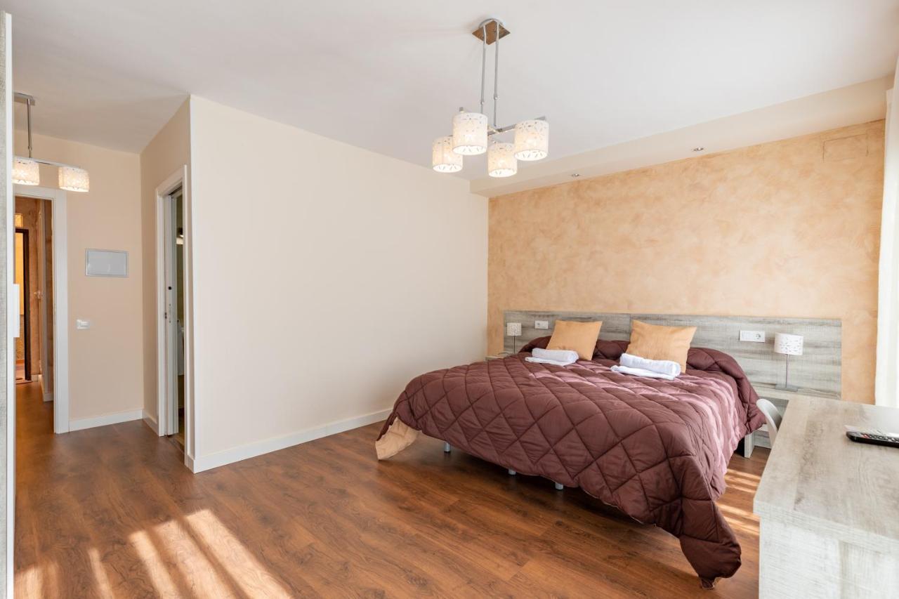 Albergue El Encuentro Villanueva De La Vera Ngoại thất bức ảnh