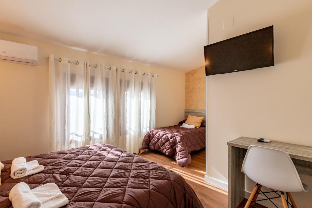 Albergue El Encuentro Villanueva De La Vera Ngoại thất bức ảnh